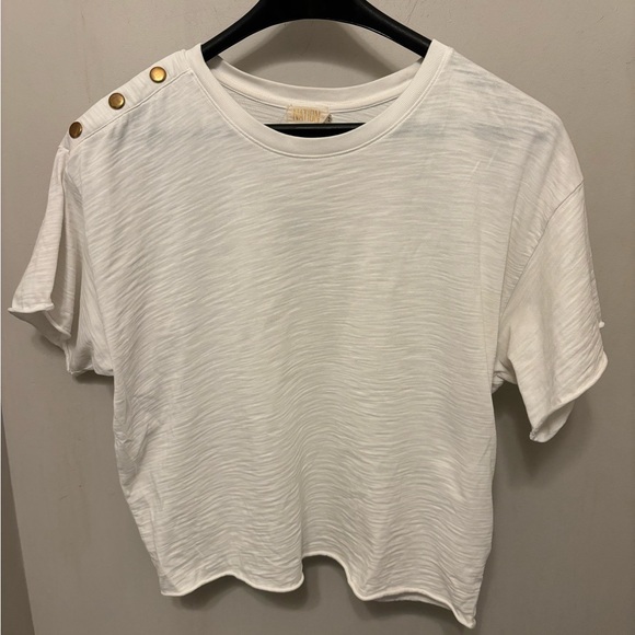 NATION LTD Women’s Large White Cotton Cropped Short Sleeve Boxy Gold Snap Top - Picture 1 of 7